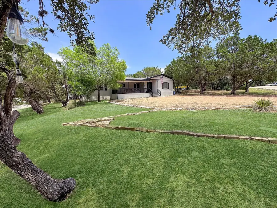 823 Trail Crest Dr, Canyon Lake, TX 78133 - #2