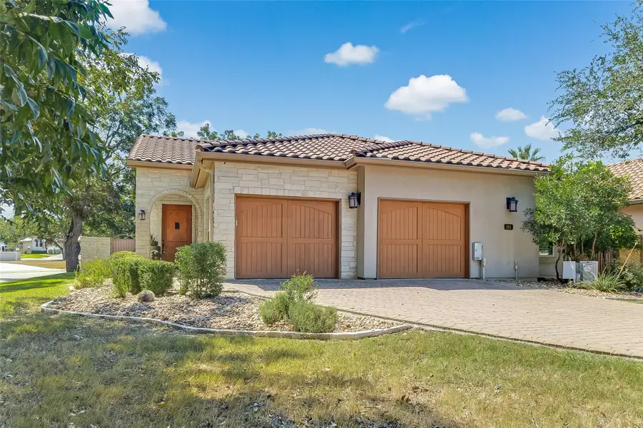 101 Blanco Ct, Horseshoe Bay, TX 78657 - #2