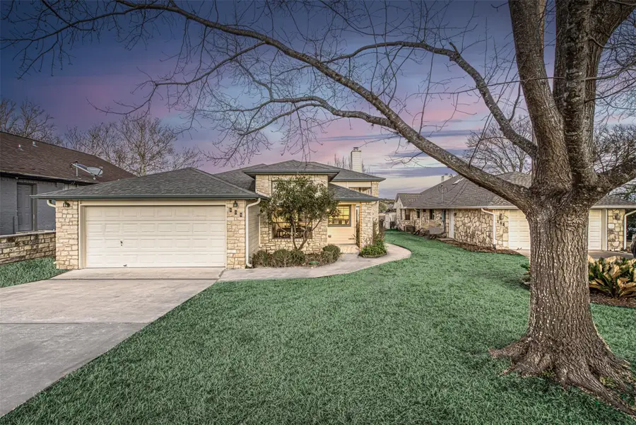 609 E Briarway Dr, Granite Shoals, TX 78654 - #2