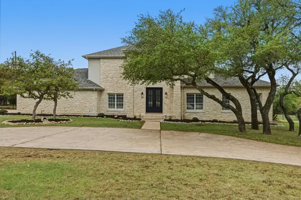900 Canyonwood Dr, Dripping Springs, TX 78620