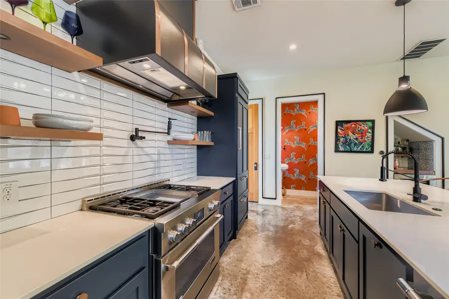 1604 Greenwood Ave #A, Austin, TX 78721 - #3