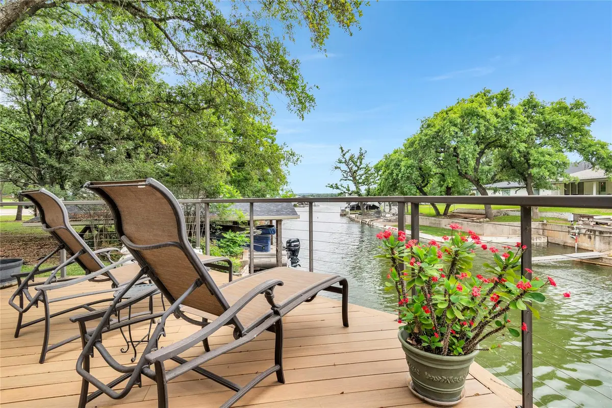 1122 Hill Circle East Dr, Granite Shoals, TX 78654 - #1