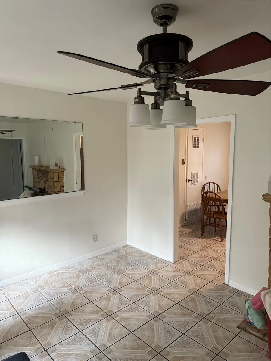 6300 NE Hickman Ave, Austin, TX 78723 - #2