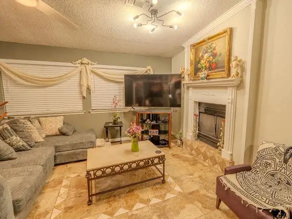 4801 Cabob St, Austin, TX 78744 - #1