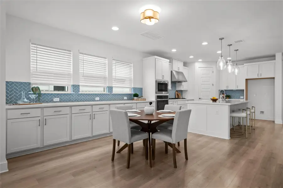 7913 Edmondson Bnd, Austin, TX 78744 - #3