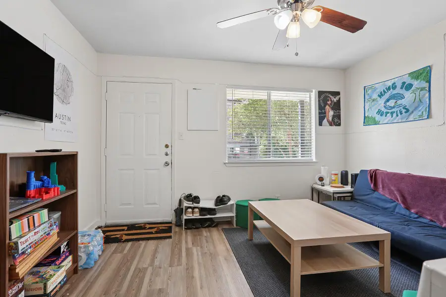 1010 W 23rd St #5, Austin, TX 78705 - #3