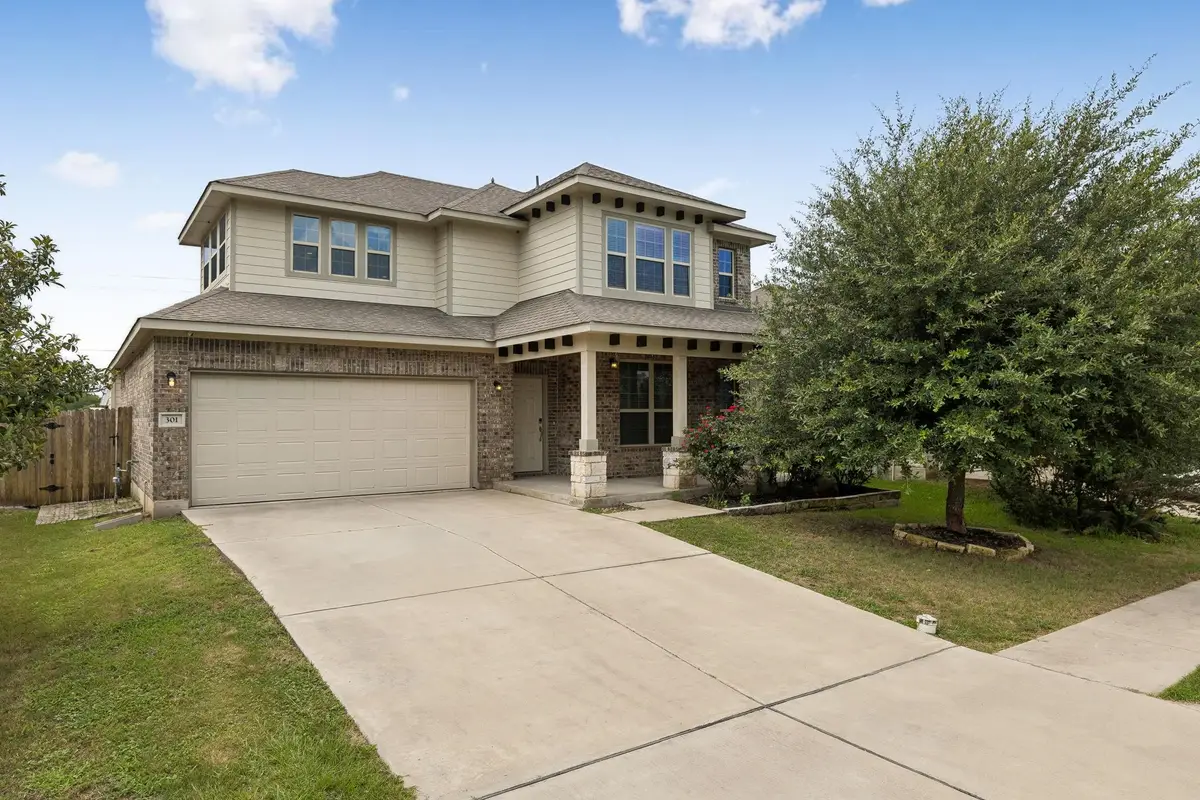 301 Rimrock Ct, Bastrop, TX 78602 - #1