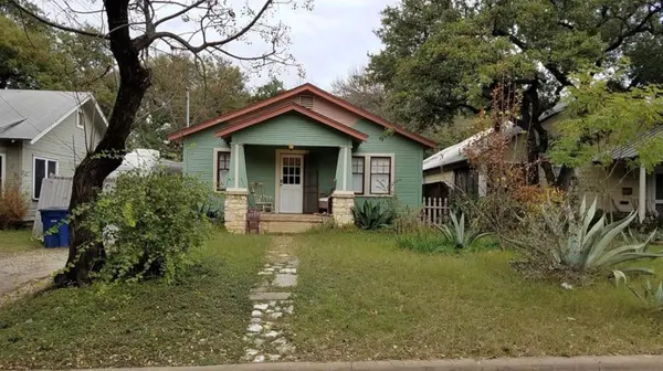 912 James St, Austin, TX 78704