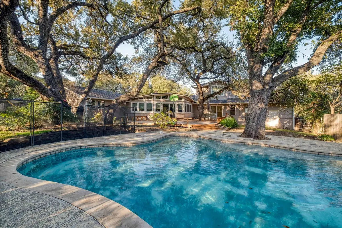 3927 Knollwood Dr, Austin, TX 78731 - #1
