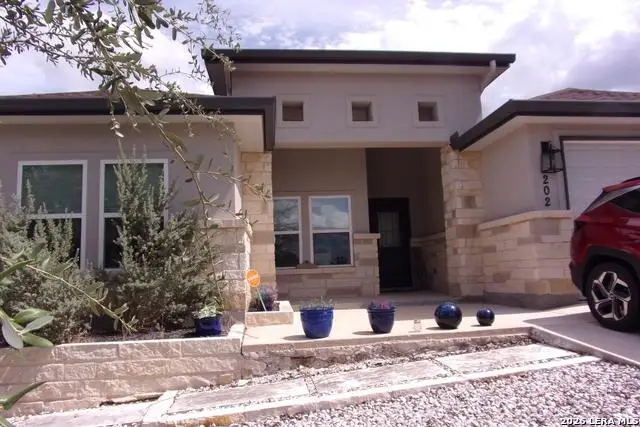 202 Roy Nichols Dr, Blanco, TX 78606 - #1
