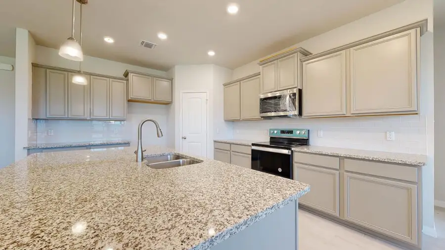 808 Gauge Rd, Thorndale, TX 76577 - #3