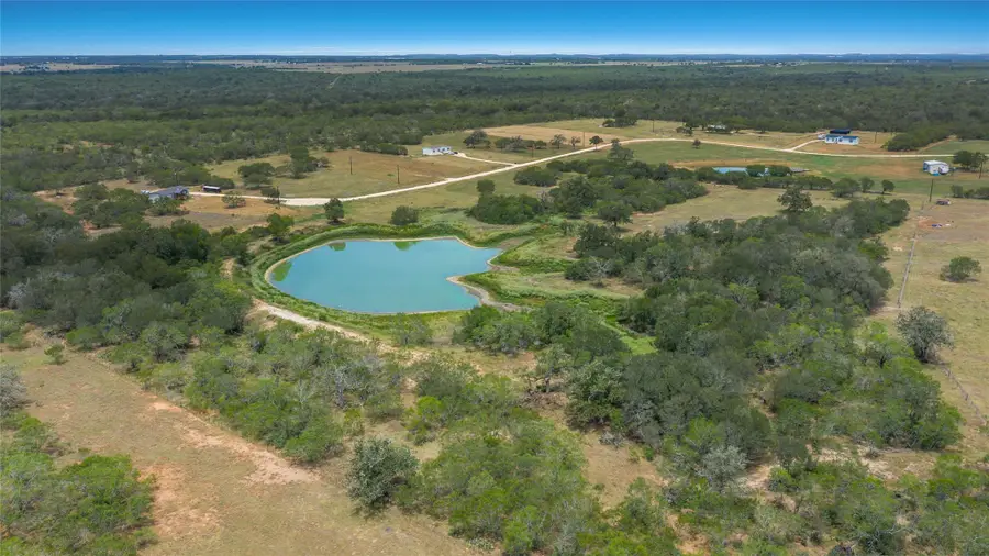 736 Cr 421 Rd, Waelder, TX 78959 - #2