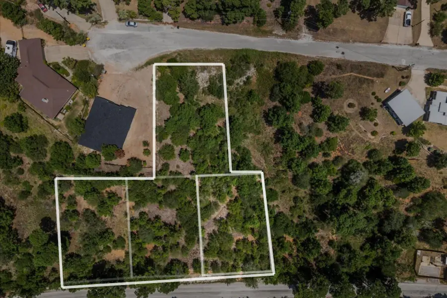 177 Koloiki Ln, Bastrop, TX 78602 - #2