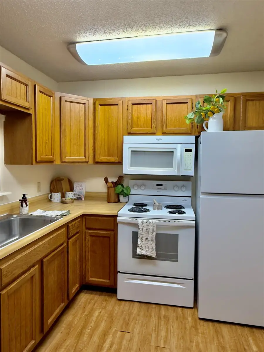 1624 Aquarena Springs Dr #F147, San Marcos, TX 78666 - #2