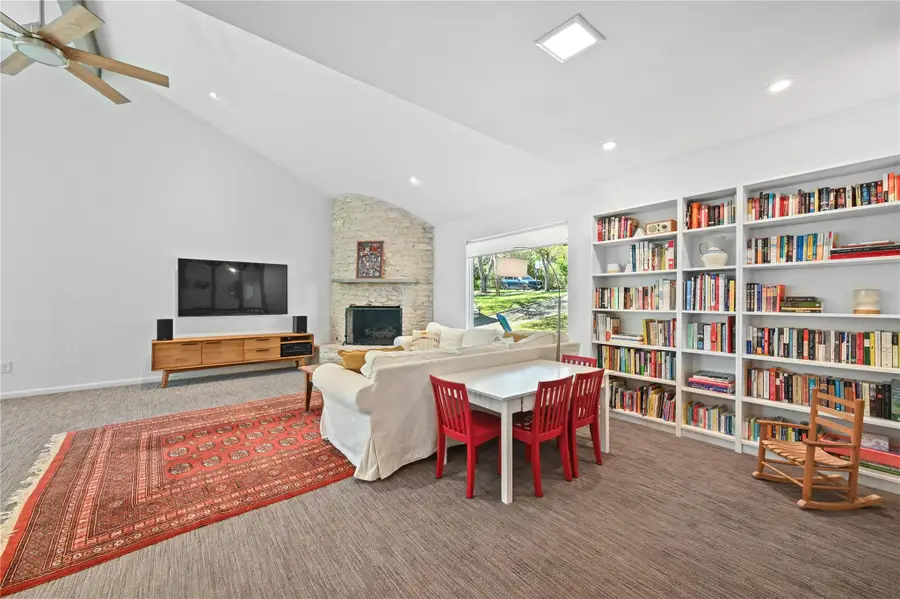 3907 Cresthill Dr, Austin, TX 78731 - #3