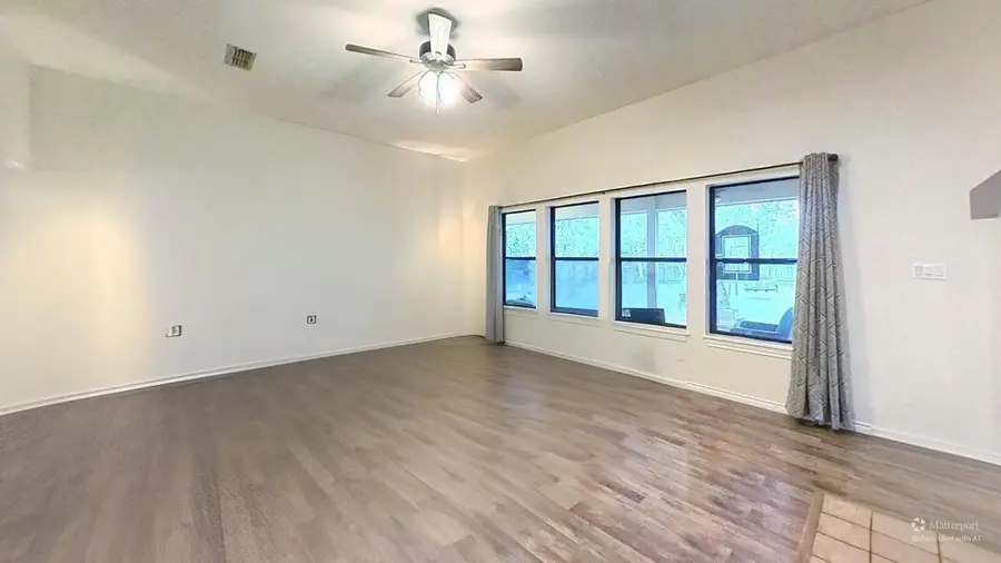 111 Clydesdale Dr, San Marcos, TX 78666 - Image #3