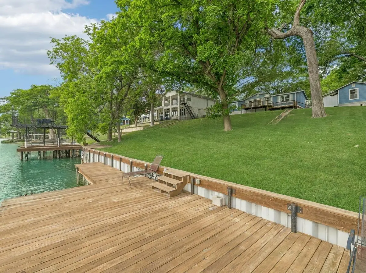 360 Shangrila Ln, New Braunfels, TX 78130 - #1