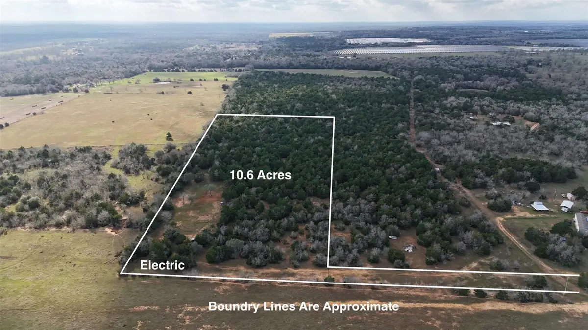 259 Meduna Rd, Smithville, TX 78957 - #1