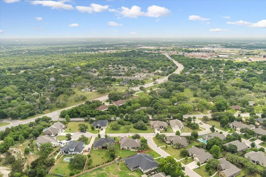 2308 Limestone Ct, Belton, TX 76513 - Image #2