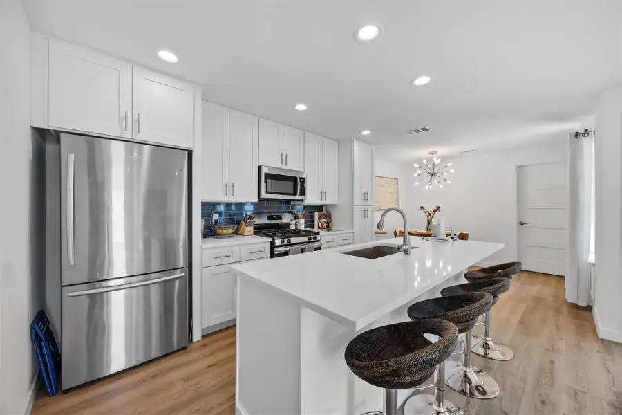 6306 Arnold Dr #1, Austin, TX 78723 - Image #2