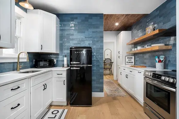 510 N Orange St, Fredericksburg, TX 78624