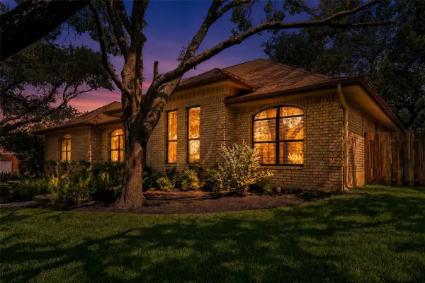 8312 Saber Creek Trl, Austin, TX 78759