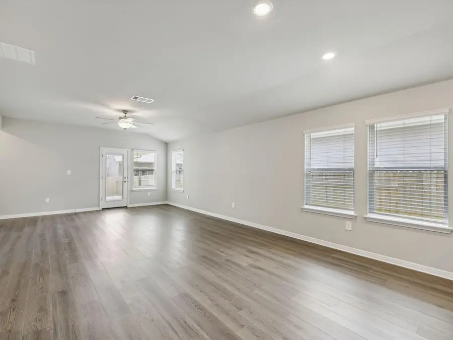 108 Woodbrook Dr, Georgetown, TX 78674 - #3