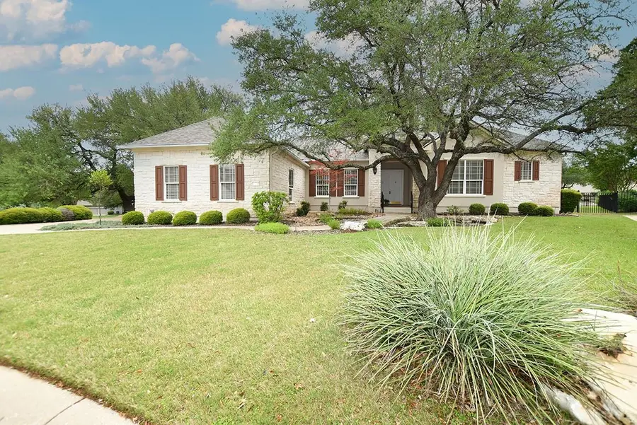 120 Golf View Drive Dr, Georgetown, TX 78633 - #2