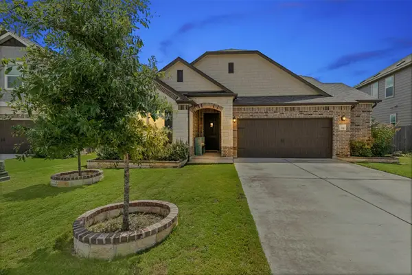 170 Kennicott Dr, Kyle, TX 78640