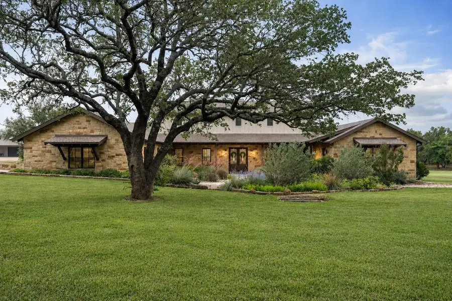 101 Shady Oaks Trl, Liberty Hill, TX 78642 - #2
