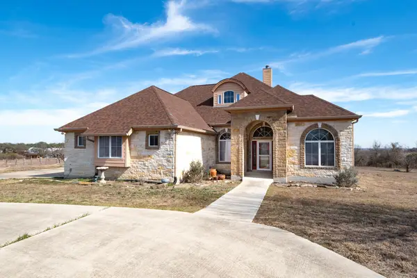 6016 Fm 2720, Maxwell, TX 78656