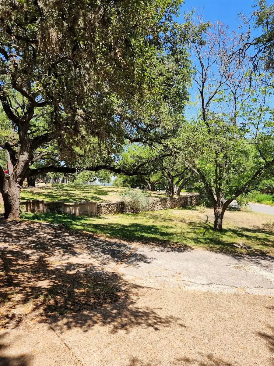 850 Forest View Drive, West Lake Hills, TX 78746 - Image #2