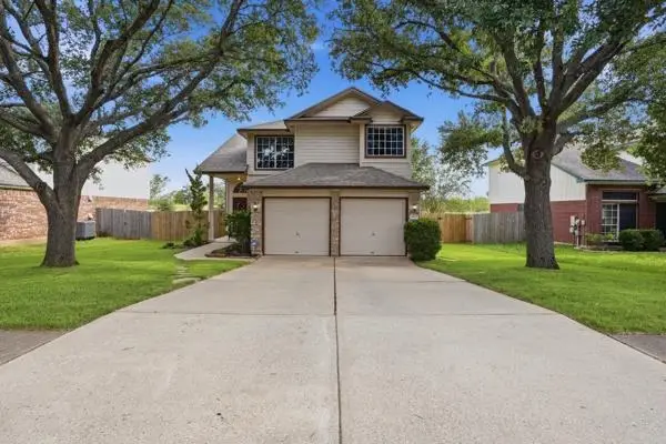 4405 Hoffman Dr, Austin, TX 78749 - #2