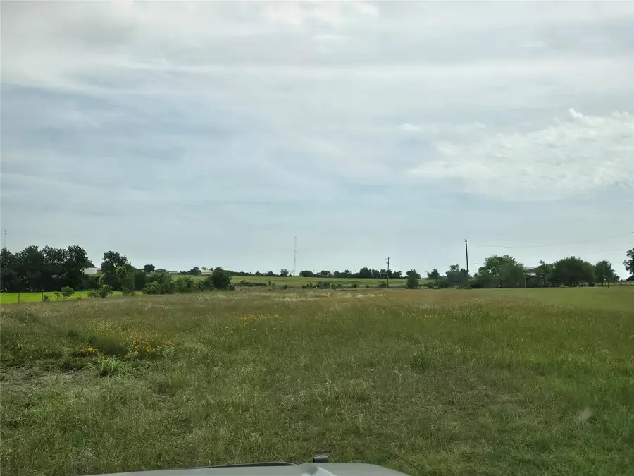 1401 Cr 144, Jarrell, TX 76537 - #3