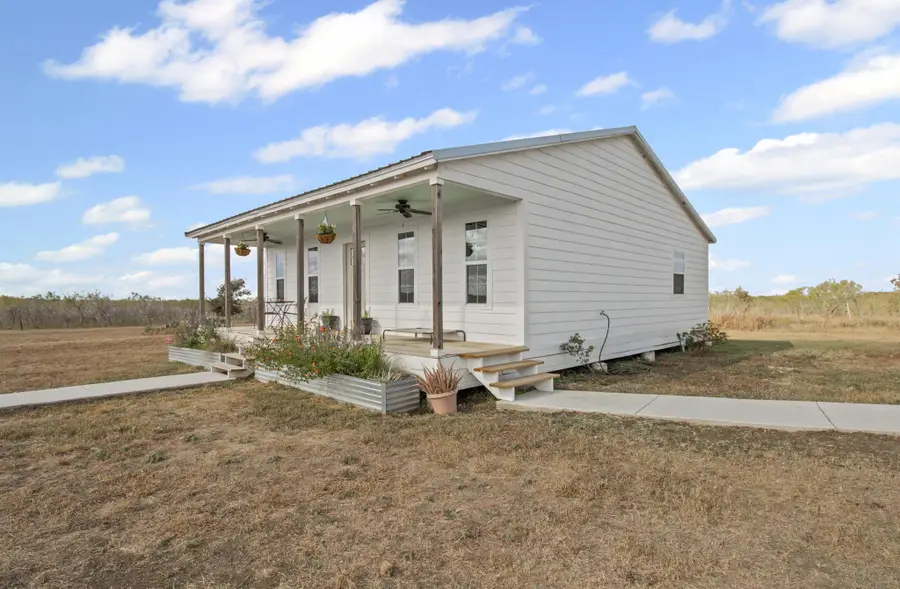 5287 Pettytown Rd, Red Rock, TX 78662 - Image #3