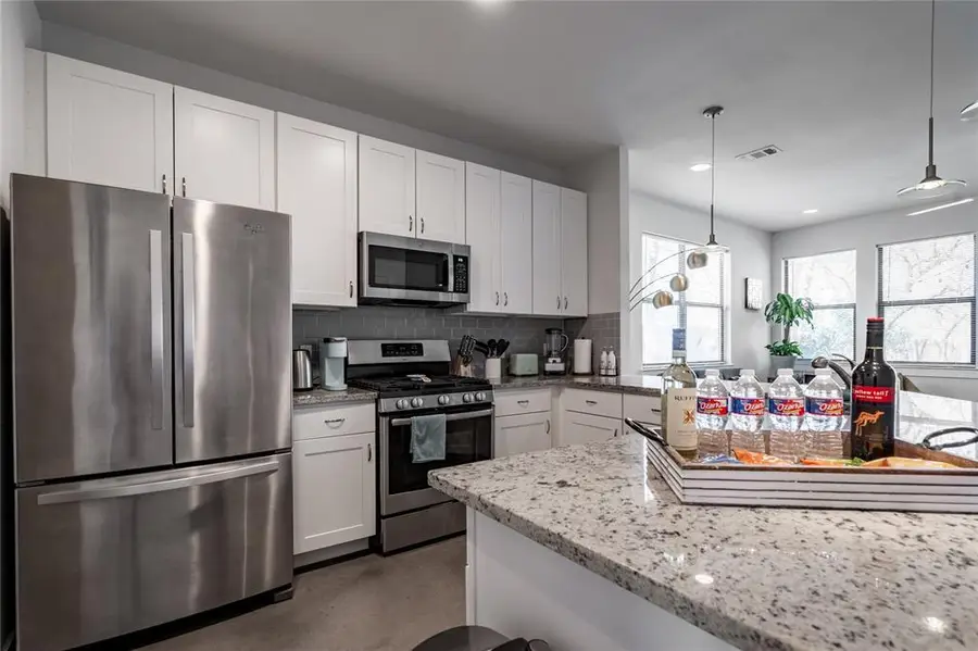 4702 Leslie Ave #A, Austin, TX 78721 - #2