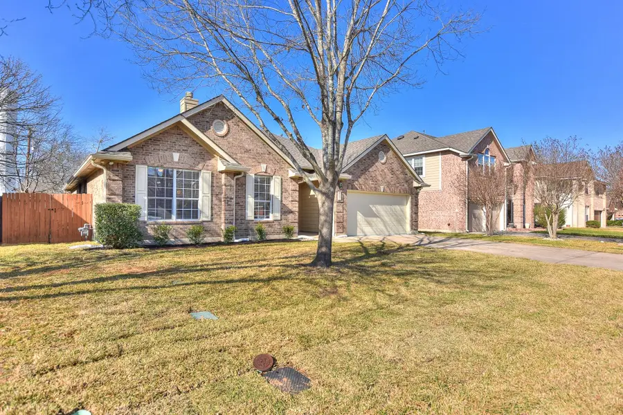 303 Gulfstream Dr, Georgetown, TX 78626 - #3