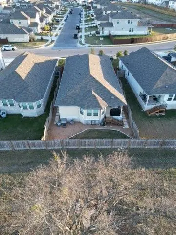 1100 View Dr, Georgetown, TX 78628 - Image #2