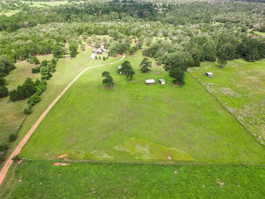350 Young School House Rd, Smithville, TX 78957 - #2