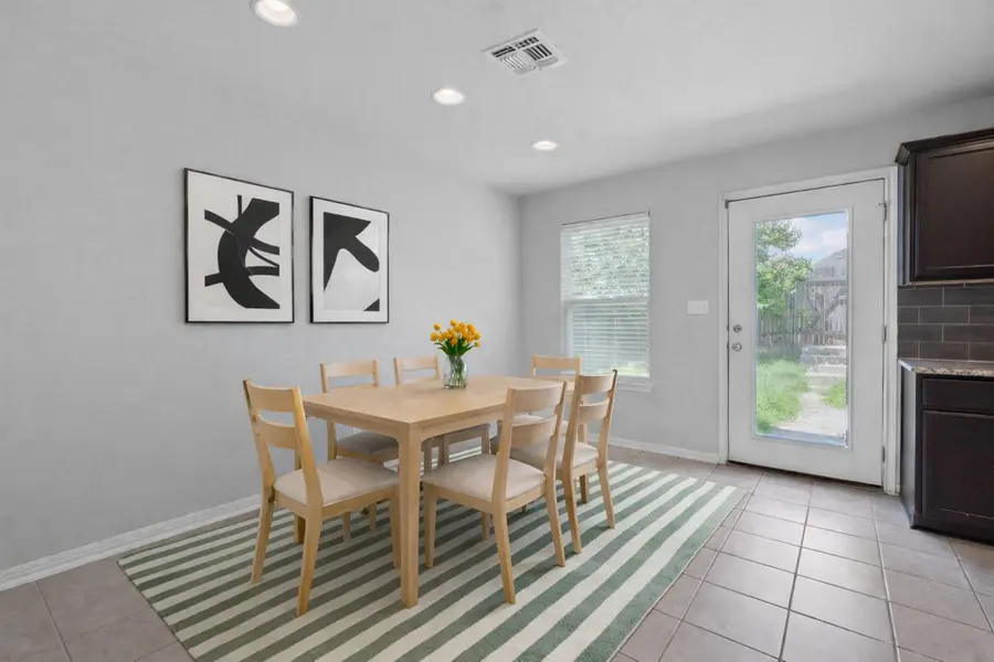 134 Friendship Oak Dr, San Marcos, TX 78666 - Image #2