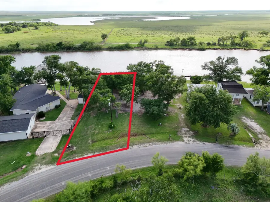 1828 Creekside Dr, Sargent, TX 77414 - #3