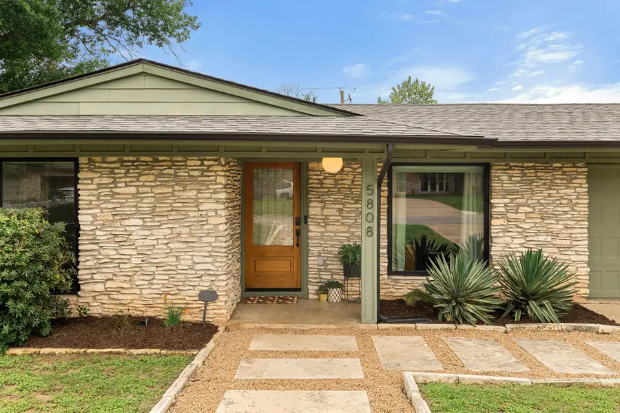 5808 Gloucester Ln, Austin, TX 78723 - #2