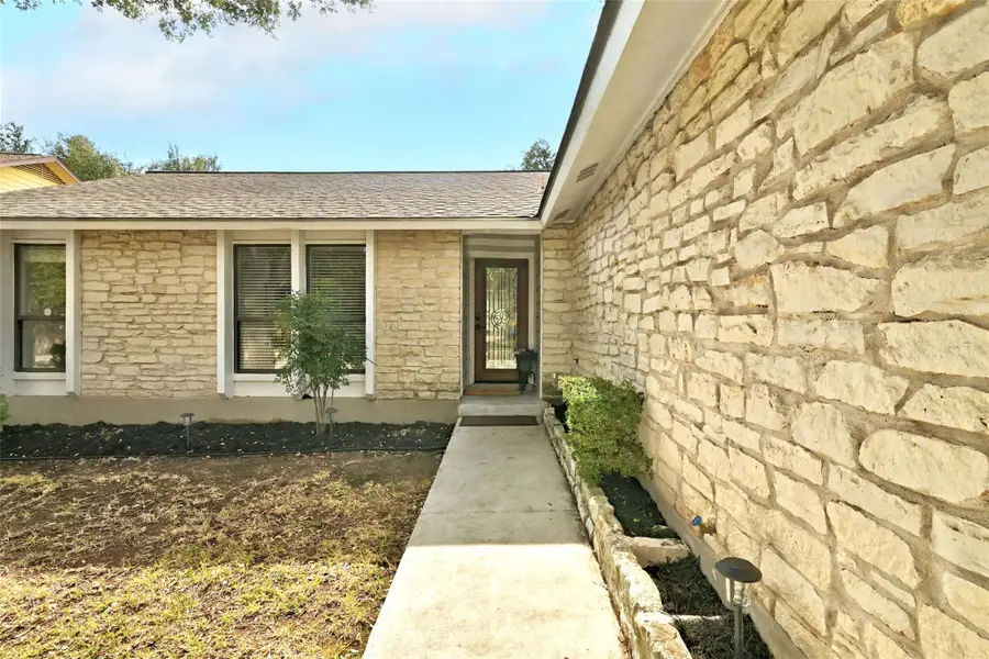 4707 Whispering Valley Dr, Austin, TX 78727 - #3