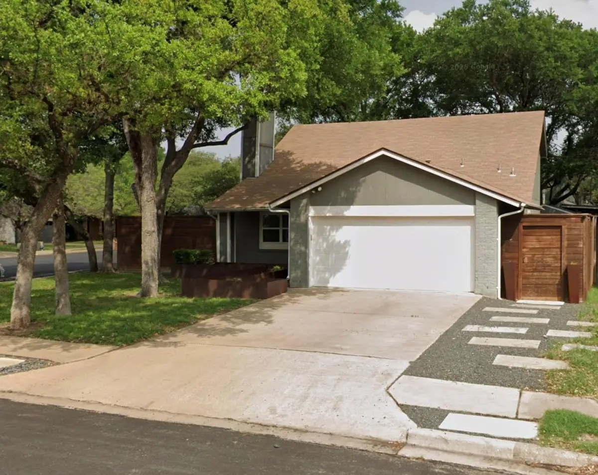 8001 Copano Dr, Austin, TX 78749 - Image #1
