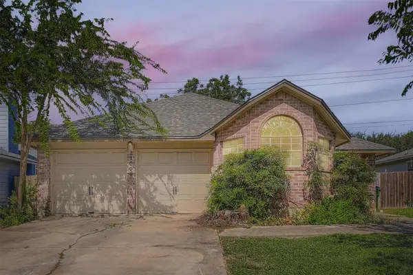 2100 Buckeye Ln, Round Rock, TX 78664