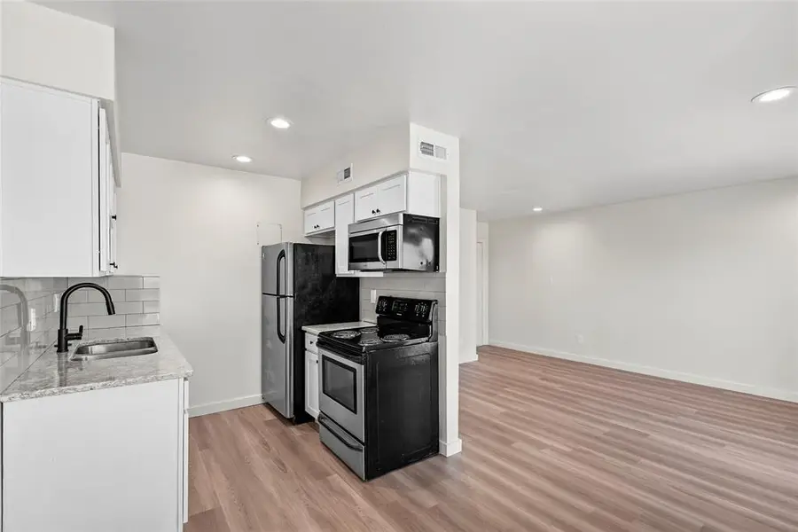 3819 Southway Dr #211, Austin, TX 78704 - #3