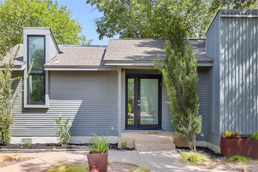 5717 Avenue F, Austin, TX 78752 - #2