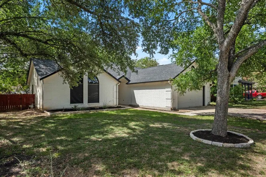 201 Susana Ln, Georgetown, TX 78628 - #2