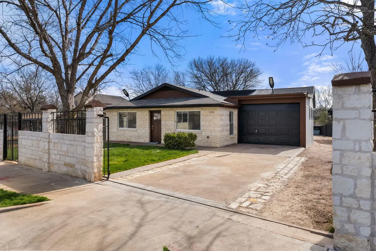 2201 Teri Rd, Austin, TX 78744 - #1