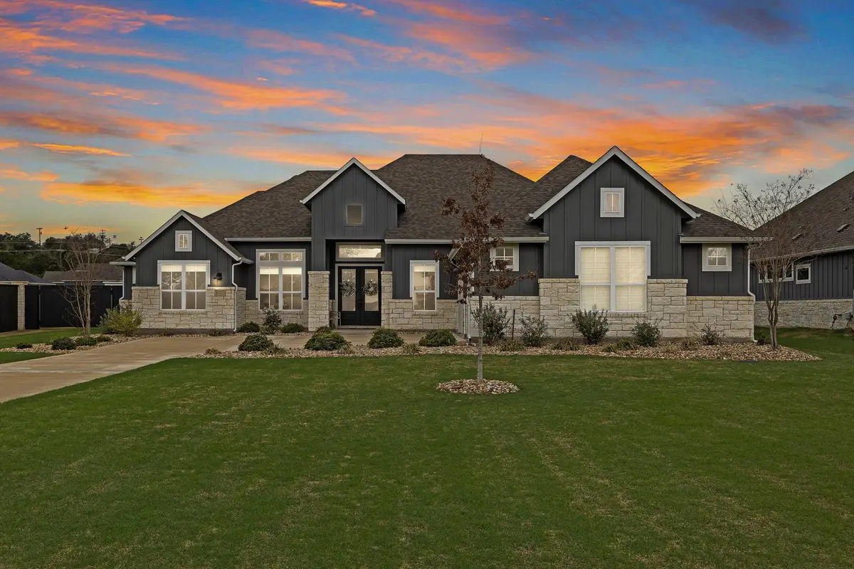 153 Mcnaughton Dr, Liberty Hill, TX 78642 - #1